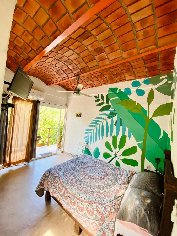 Habitacion Privada Con Pisicina Y Cocina Compartida 萨尤利塔 外观 照片