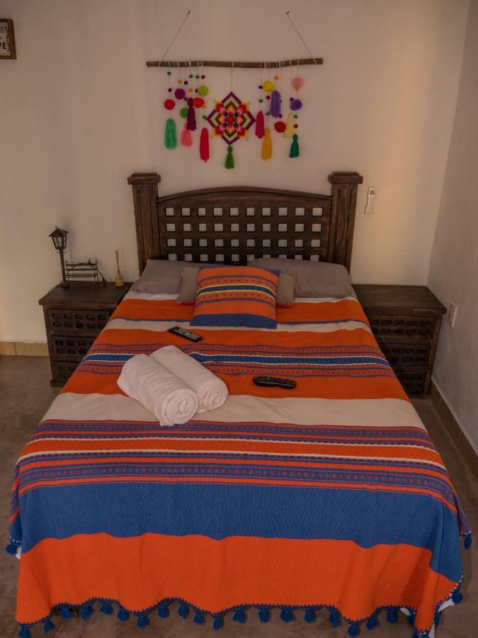 Habitacion Privada Con Pisicina Y Cocina Compartida 萨尤利塔 外观 照片