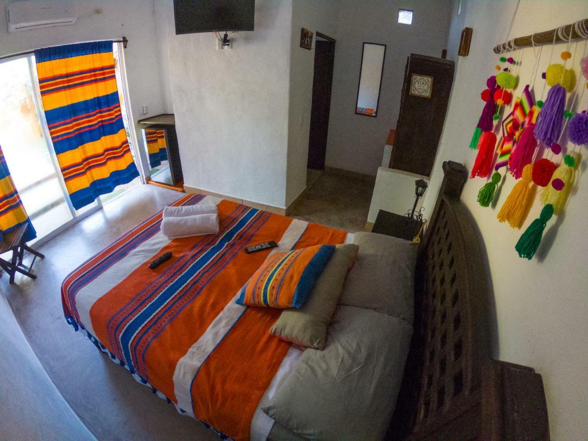 Habitacion Privada Con Pisicina Y Cocina Compartida 萨尤利塔 外观 照片